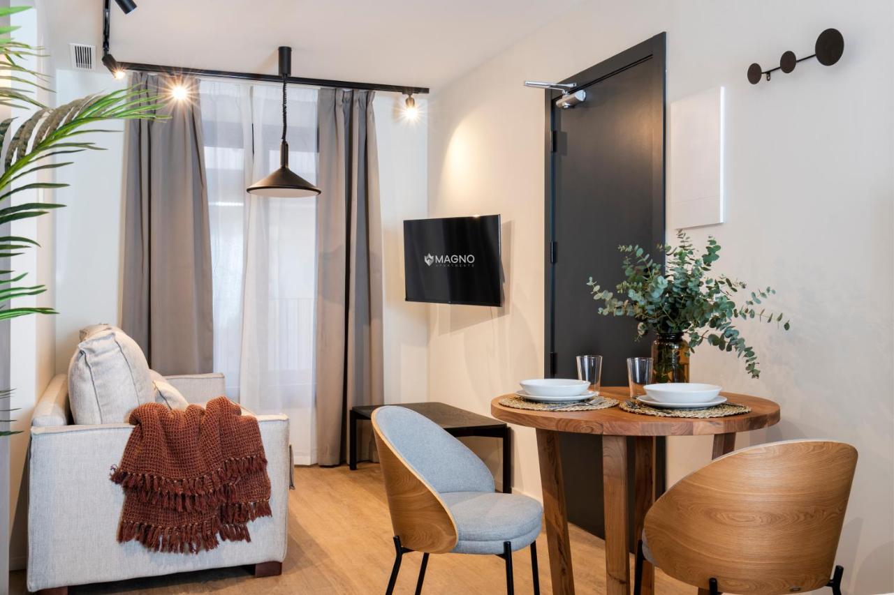 Magno Apartments Castilla เซบีญา ภายนอก รูปภาพ